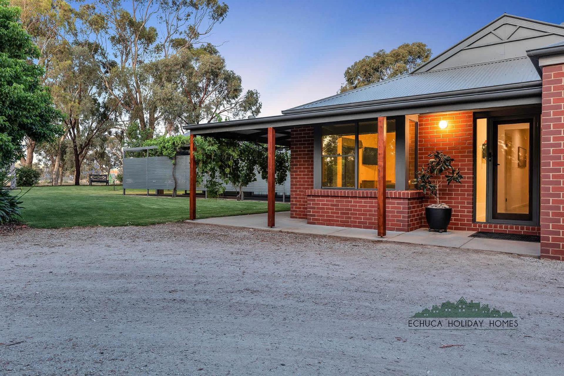 Palamcotta Lodge Moama Exterior photo